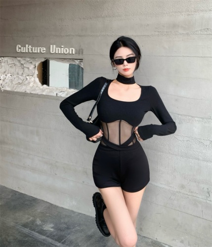 Real auction price!  New mesh slim fit sexy hot girl fishbone bottoming shirt one-piece top with detachable neck