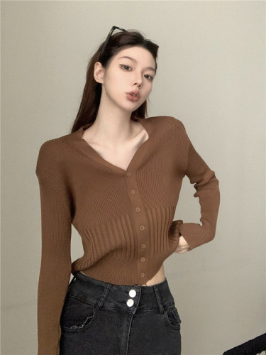 Real shot real price American retro V-neck knitted cardigan women's single-breasted sweater hot girl high waist short crop top