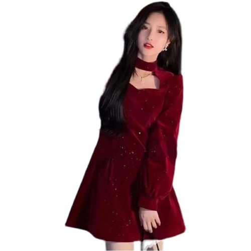 Fine flash velvet dress women's 2022 spring and autumn new high-end elegant red waist slim A-line skirt