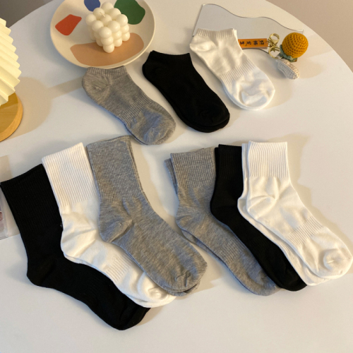 Real shooting real price black socks women's socks autumn and winter white stockings women's socks pure cotton men's socks