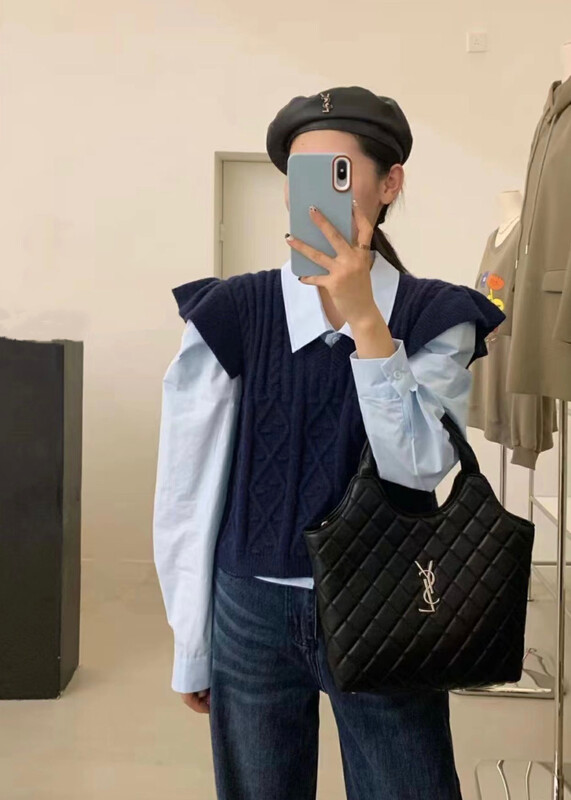 Autumn is new! [JH] Net Red Sweater Vest + Lantern Sleeve Shirt Set 42859# PCZ