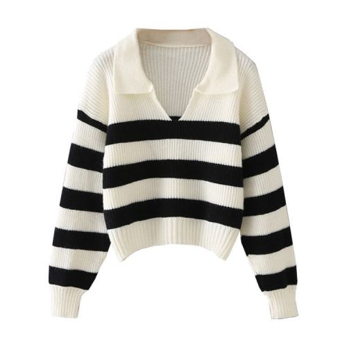 Spot polo striped knitted top new early autumn sweater Korean version loose female striped v-neck short all-match