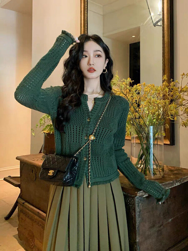 New in autumn! [SAVAGE] solid color hollow tassel design knitted cardigan E9889# WPL