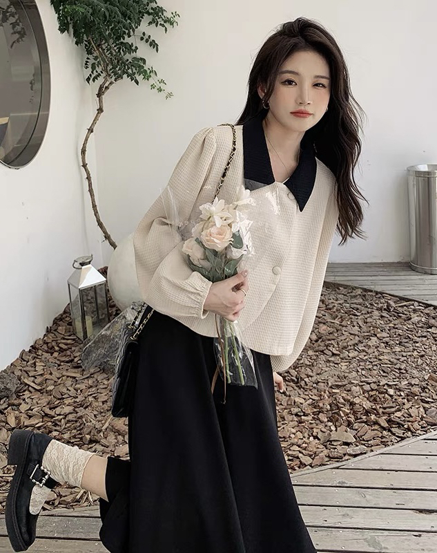 Autumn is new! [JH] Net red Xiaoxiang color contrast shirt + slim skirt suit 42723# PCZ
