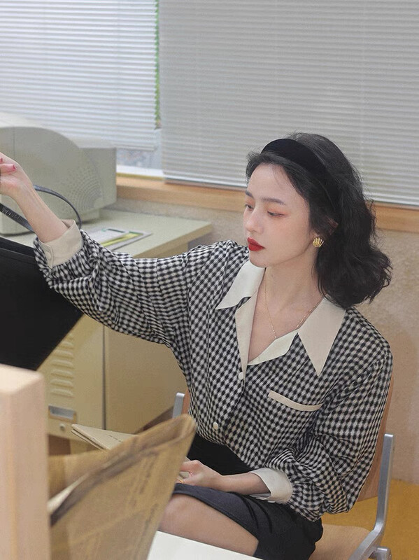 New in autumn!【SAVAGE】Retro plaid texture lapel loose shirt E9816# WPL
