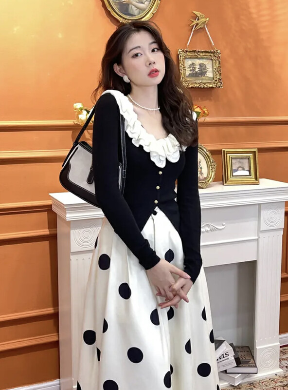 Autumn is new! [JH] Net red ruffled knitted sweater + polka dot skirt suit 42722# PCZ