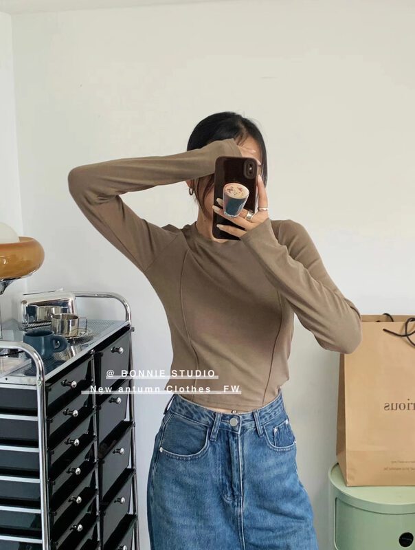 New in autumn! [BONNIE] Simple round neck thin bottoming shirt 2572# XYJ