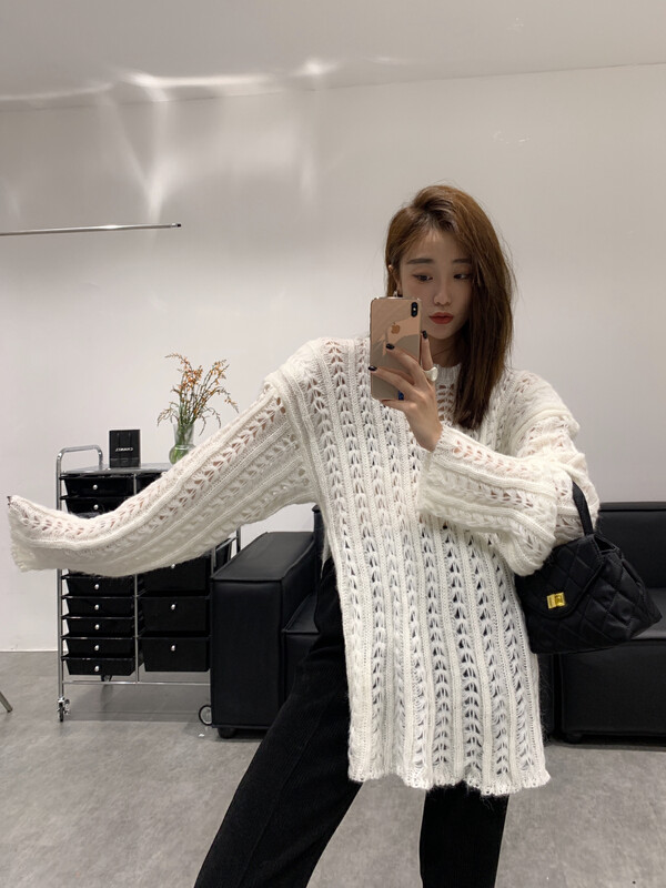 New in autumn! [VANESSA] Design sense retro twist lazy casual warm sweater 6858# OZQ