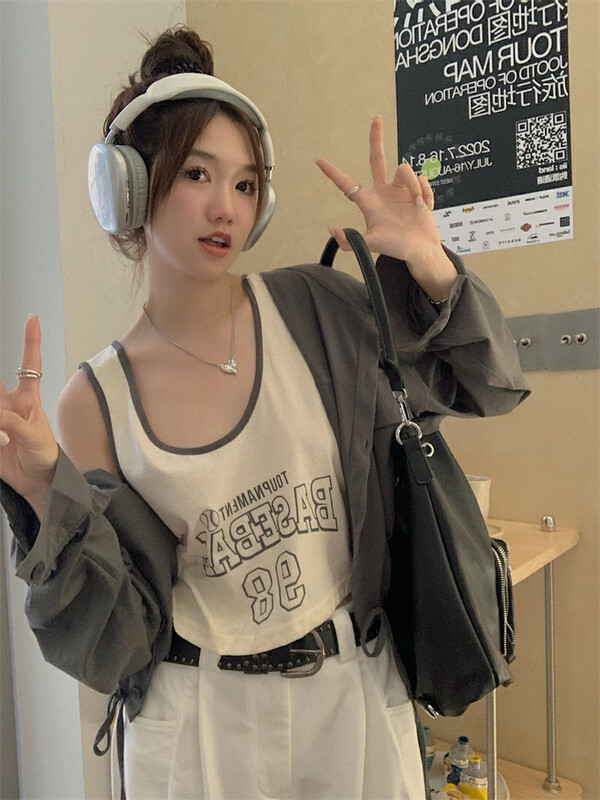 New in early autumn! [Timely rain] Korean style ins American drawstring hooded sweater + letter printing camisole suit 70069# WPL