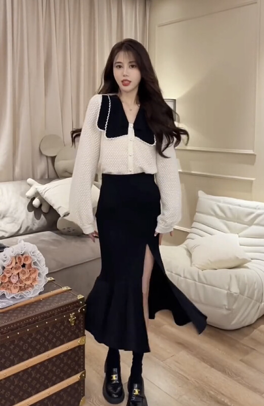 Autumn is new! [JH] Net red Xiaoxiang hit color shirt + thin solid color skirt suit 42931# PCZ