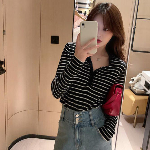 2022 new large size women's fat MM striped button knitted sweater women's thin girl fan knitted sweater