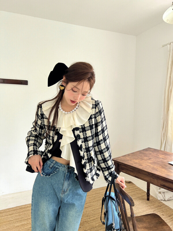 【ALLA EMELIA】Nice high-end style small fragrance style pattern stitching ruffle collar fake two-piece short coat S2396# JHY