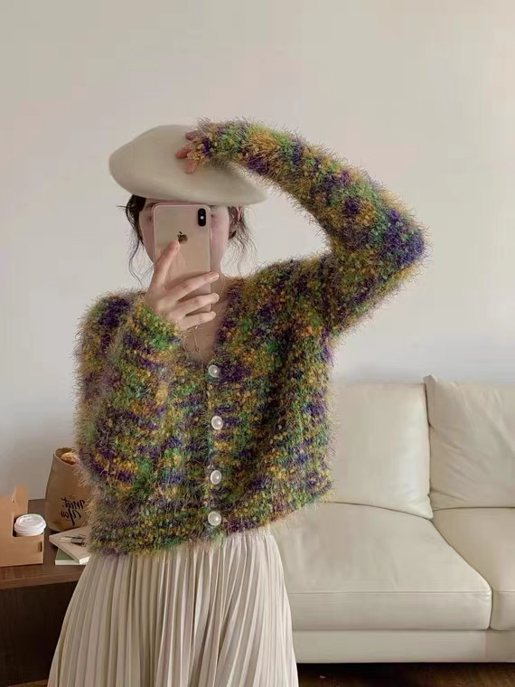 New in autumn!【L.L STUDIO】Single-breasted v-neck candy-colored knitted cardigan 77949# PCZ