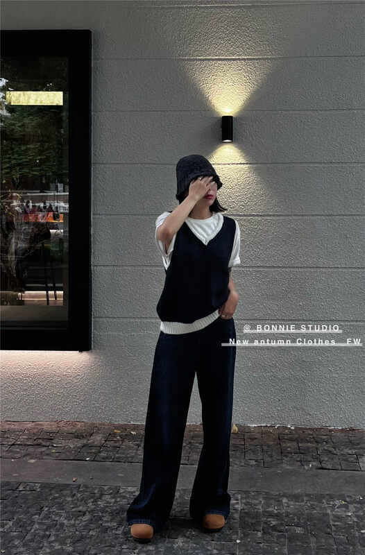 New in autumn! [BONNIE] V-neck loose all-match vest 2570# XYJ