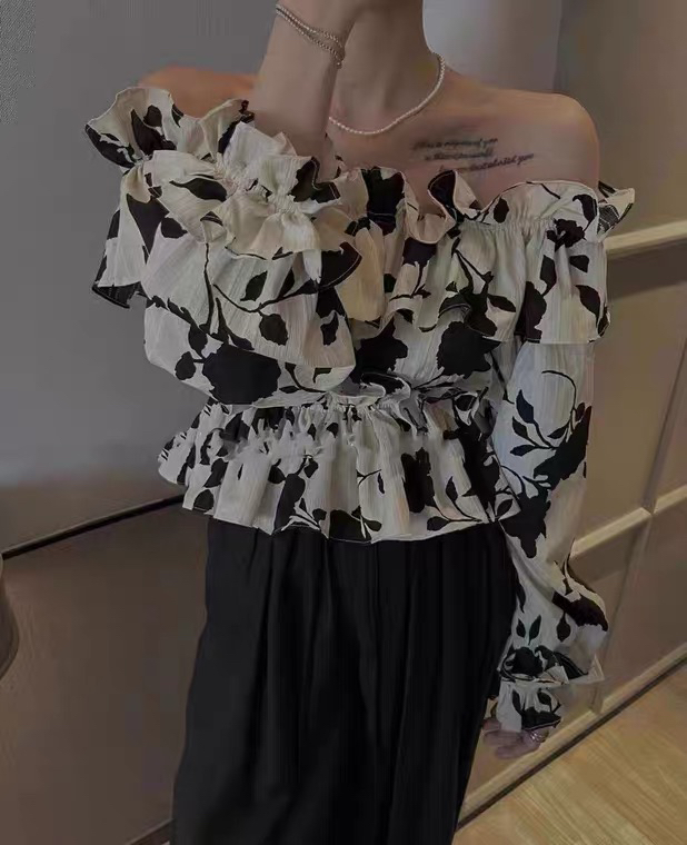 New in early autumn! [L.L STUDIO] French retro lace one-shoulder floral chiffon shirt 77816# PCZ