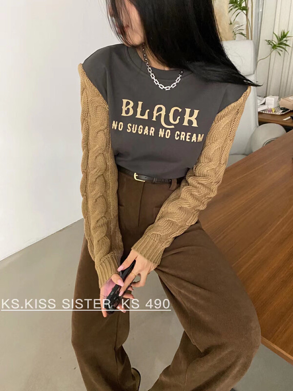 New in autumn! [KS] Contrast color stitching twist sweater sleeve letter round neck sweater 22305# CQW