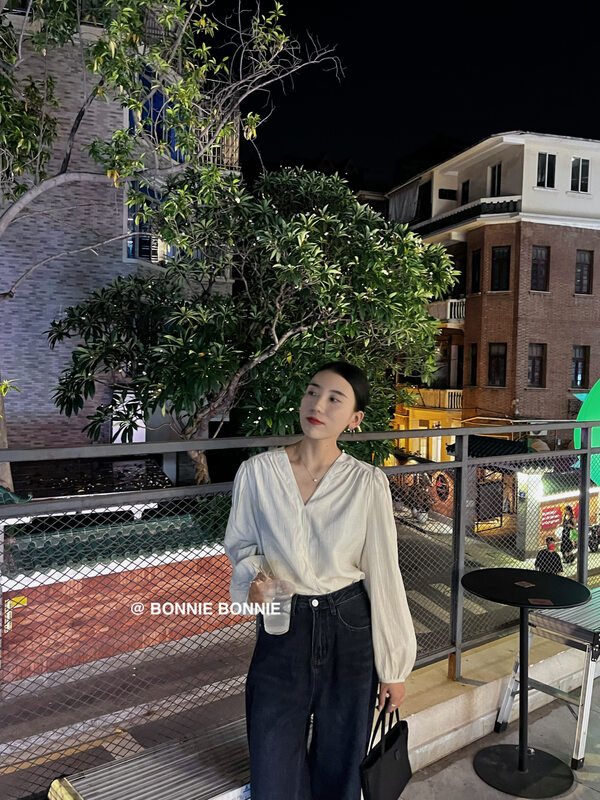 New in autumn!【BONNIE】V-neck loose all-match shirt 2540# XYJ