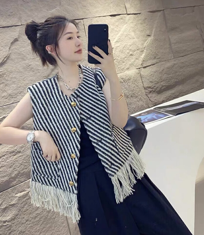 New in autumn! [JH] Net red tassel vest 42876# PCZ