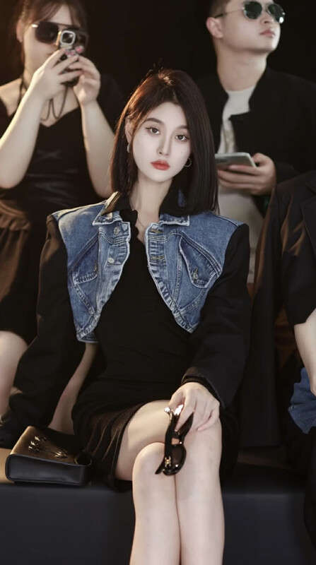 New in early autumn! [JH] Net red stitching denim short jacket + slim dress suit 42697# PCZ