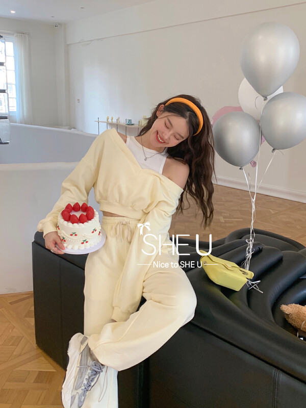 【SHE U】Korean style pure desire to hit the color fake two-piece sweater 81062# JHY