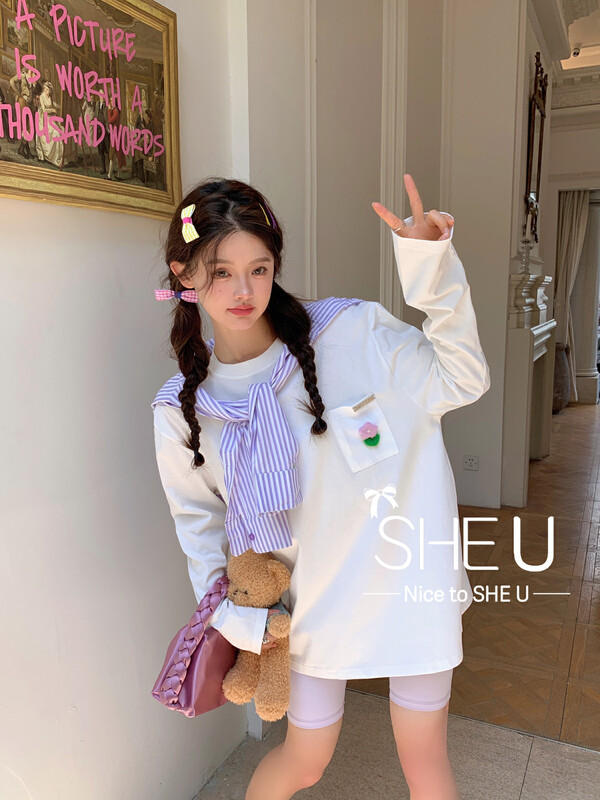 [SHE U] Korean style all-match loose pocket small flower long-sleeved T-shirt 81067