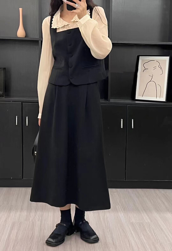 Autumn is new! [JH] Net red solid color vest + lace collar shirt + loose and slim skirt suit 42780# PCZ