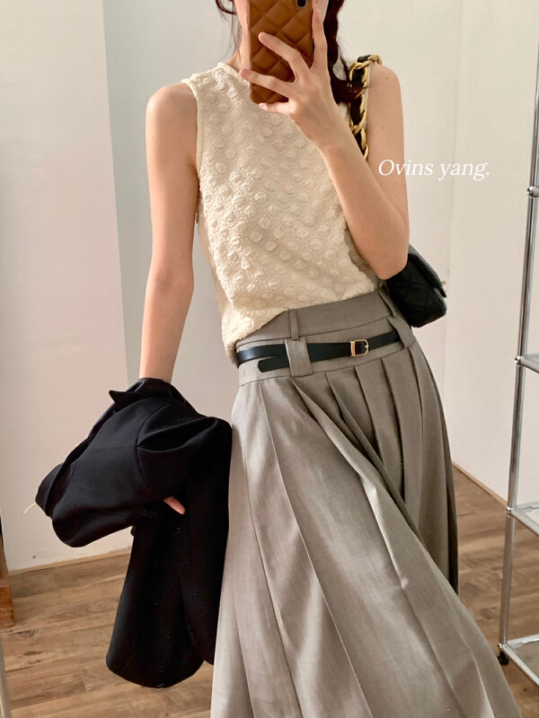 【OVINSYANG】Bumpy Round Bubble Sleeveless Top Shirt 8895