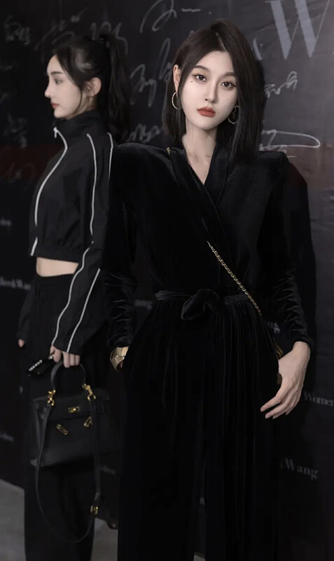 Autumn is new! [JH] Net red solid color all-match velvet jumpsuit (with belt) (without brooch) 42990# PCZ