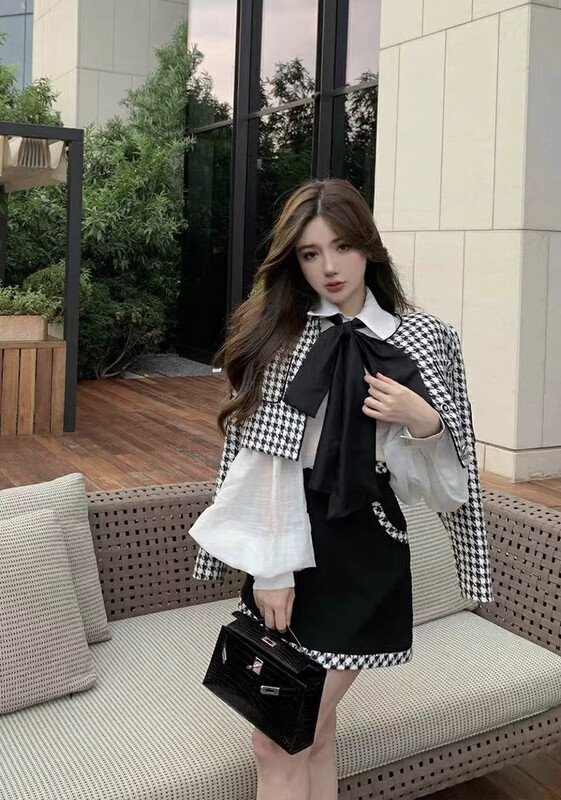 Autumn is new! [JH] Net red Xiaoxiang short coat + all-match shirt + slim skirt suit (with bow tie) 42844# PCZ