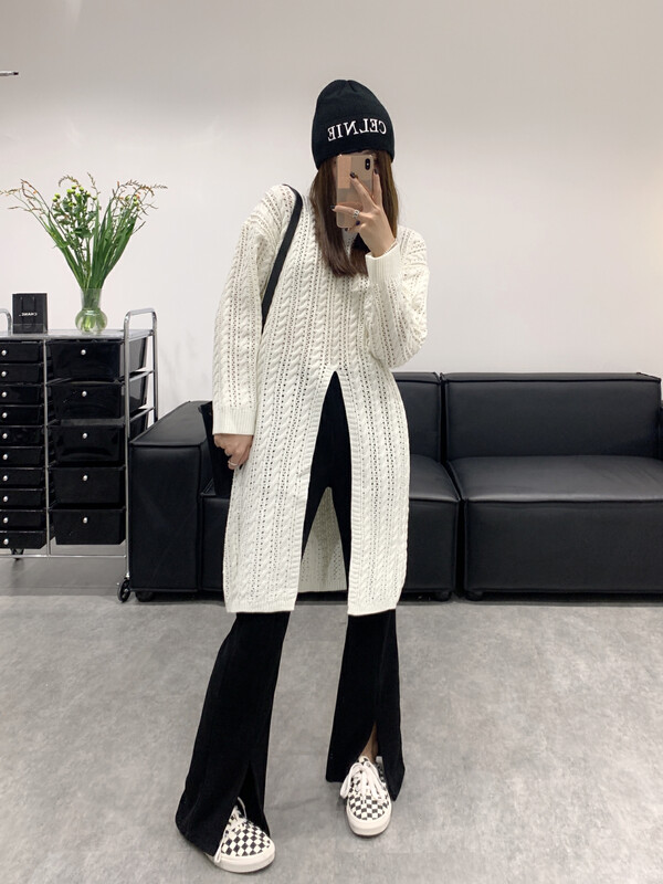 Autumn models are new! [VANESSA] Design sense of retro split split fashion thin and warm sweater 6852# OZQ