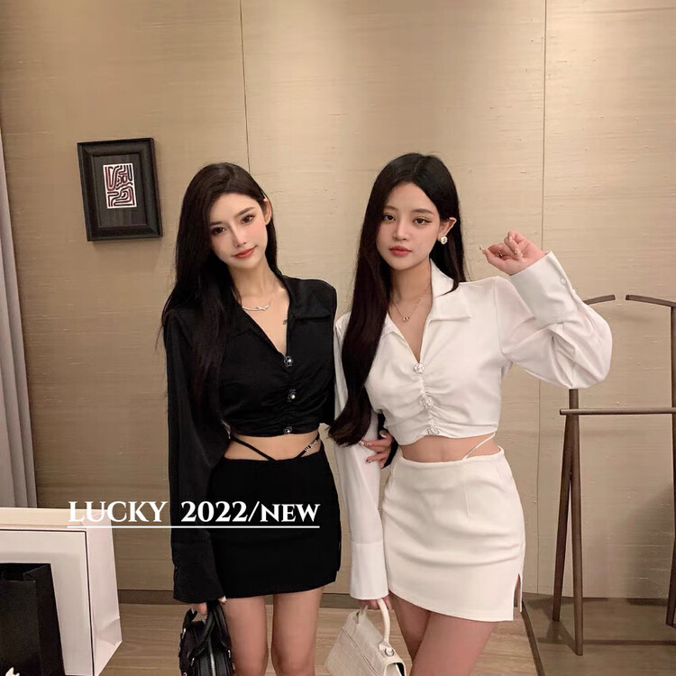 Autumn is new! [LUCKY] temperament pleated shirt + high waist short skirt suit 9459# ZXX