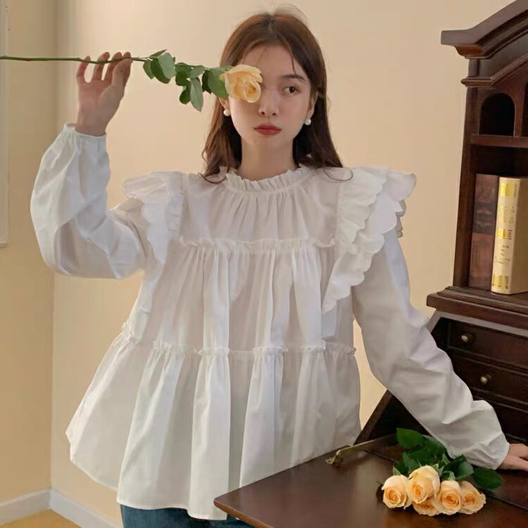 Autumn is new! [L.L STUDIO] Korean version of the retro Western style lace pleated stitching ruffled shirt 77827# PCZ