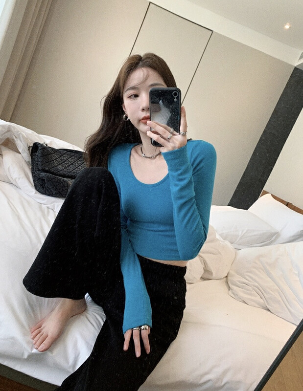 Autumn is new! [SAVAGE] Solid color round neck niche design sense side pleated long-sleeved T-shirt E9932# WPL