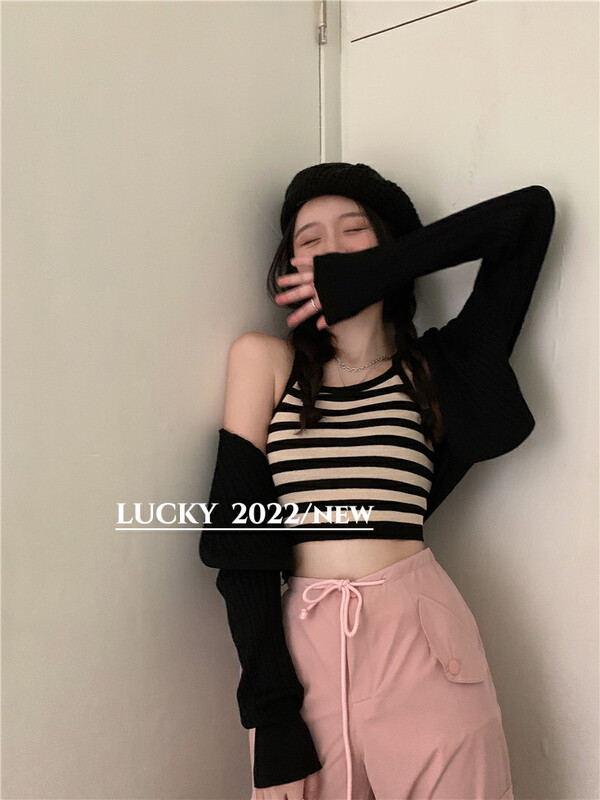 Autumn is new! [LUCKY] striped camisole + simple long-sleeved cardigan suit 9506# ZXX