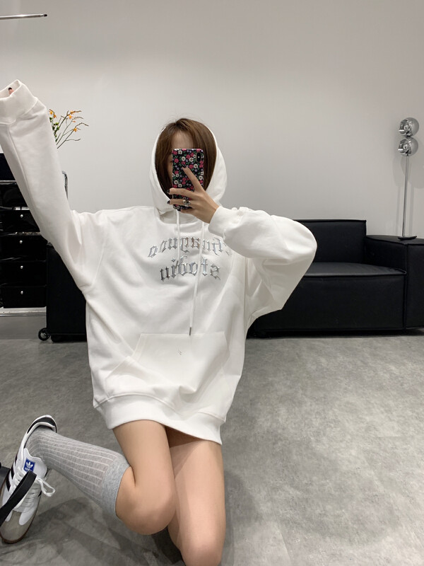 New in autumn!【VANESSA】High temperature ironing and pressing three-dimensional letter loose hooded sweater WY-631# OZQ