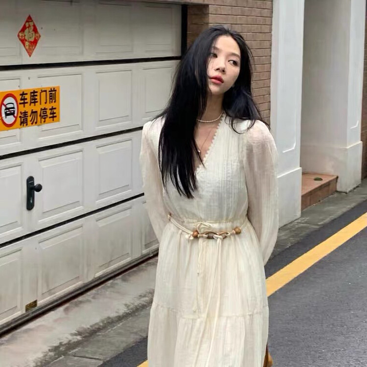 Autumn is new!【L.L STUDIO】French v-neck long-sleeved dress (with waist rope) 77825# PCZ