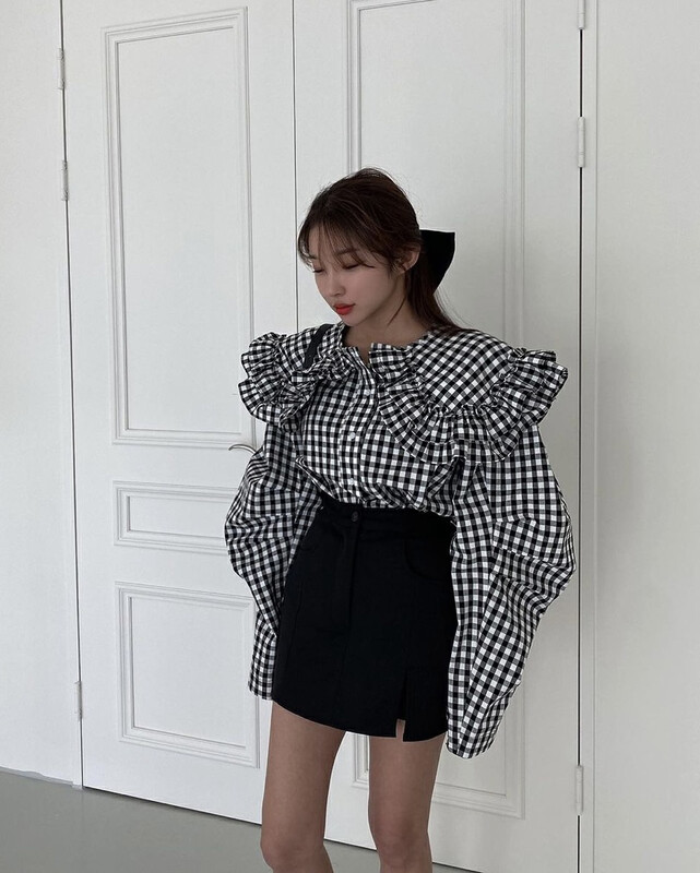 New in autumn! [SAVAGE] Korean sweet age-reducing doll collar stitching heavy lace pleated shirt E9836# WPL