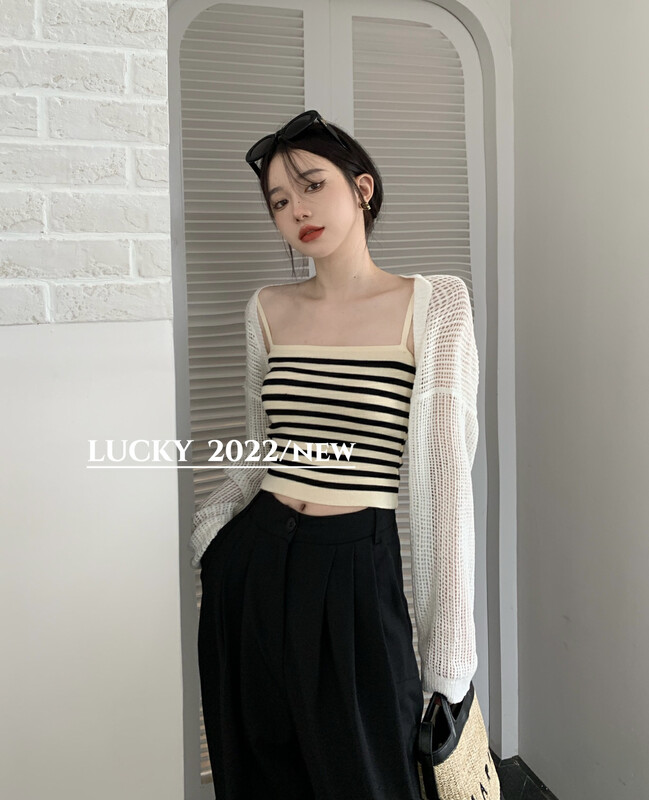 Autumn is new! [LUCKY] Striped Camisole + Korean Hollow Cardigan Suit 9439# ZXX