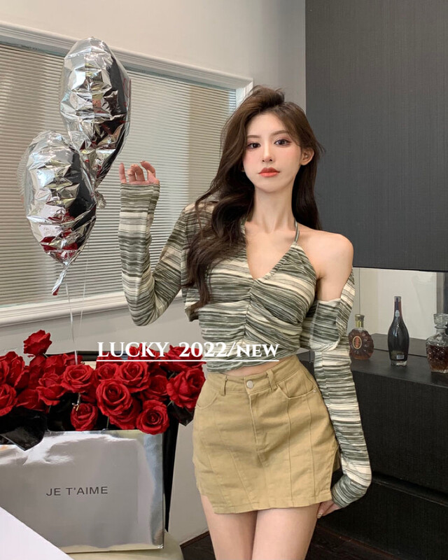 New in autumn! [LUCKY] halter camisole + striped fashion knitted sweater suit 9509# ZXX