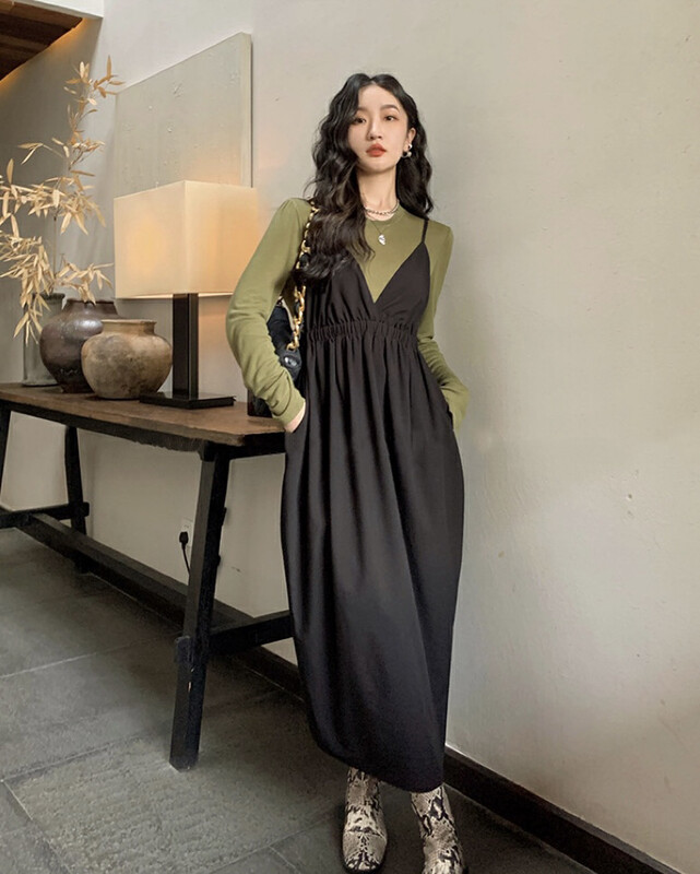 Autumn is new! [SAVAGE] Slit dress E9852# WPL