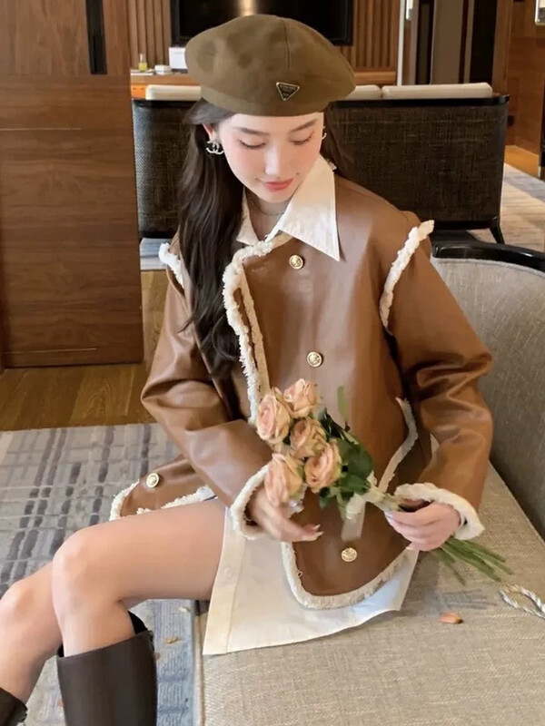 Autumn is new! [L.L STUDIO] Design sense stitching raw edge double-row leather jacket 78019# PCZ