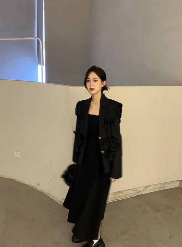 Original price 157.79! [FEI MAO] Suit Z-8408