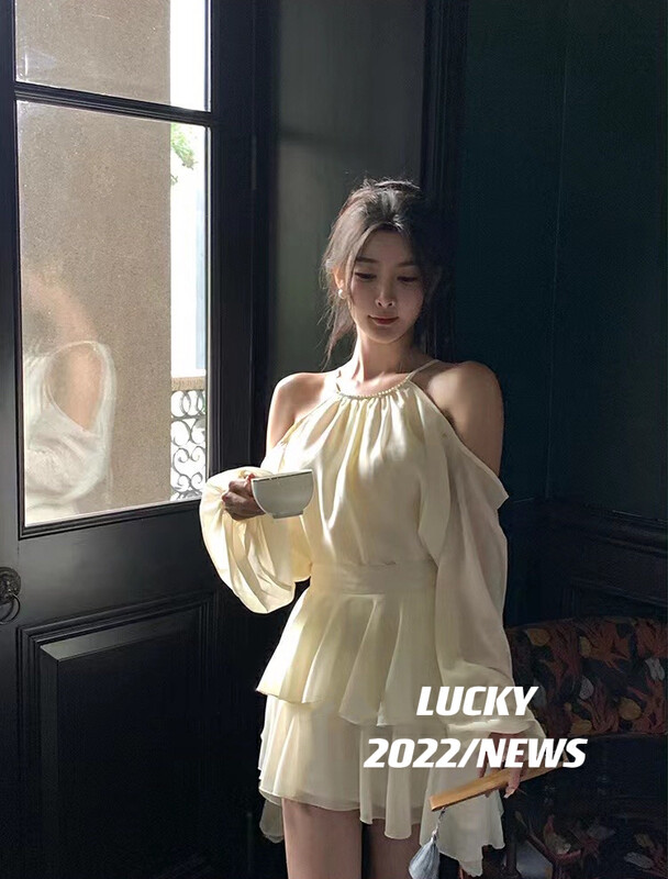 Autumn is new! [LUCKY] Off-the-shoulder top + all-match skirt two-piece suit 9402# ZXX