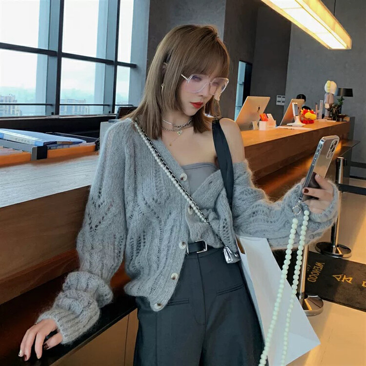 New in autumn! [JH] Net red V-neck breasted solid color warm sweater T86# PCZ