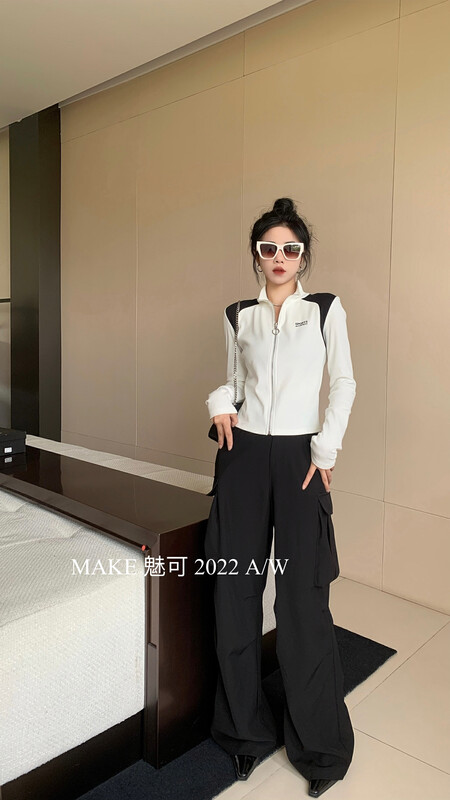 Original price 88.99! New in autumn! [MAKE Charm] Premium contrast color raglan sleeve zipper SP letter printed short coat 50255# OZQ