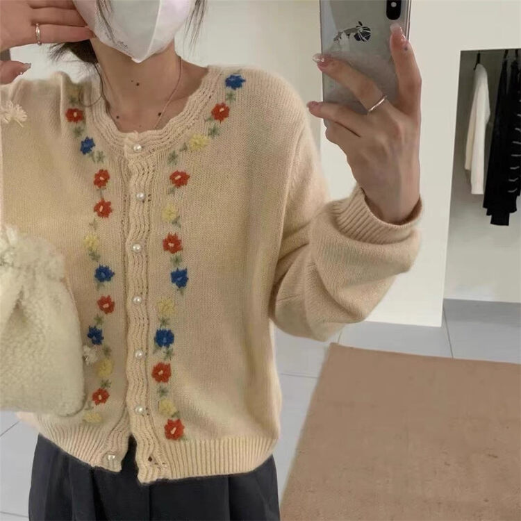 New in autumn!【ARE YOU】Single-breasted round neck embroidered knitted cardigan 157# L