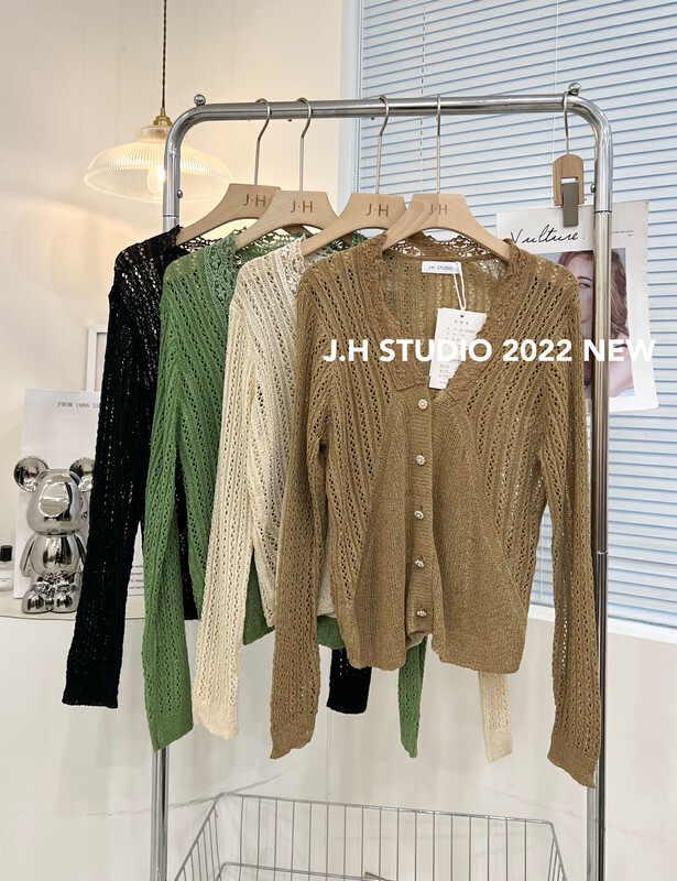 New in autumn! [JH] V-neck solid color hollow knitted cardigan T72# PCZ
