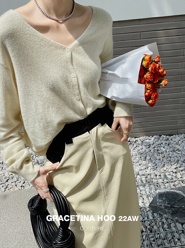 【GRACETINA HOO】Lazy Loose Side Button Two-Wear Knit Sweater (Skin-Friendly Soft Waxy (Wool Included)) Z624# CQW