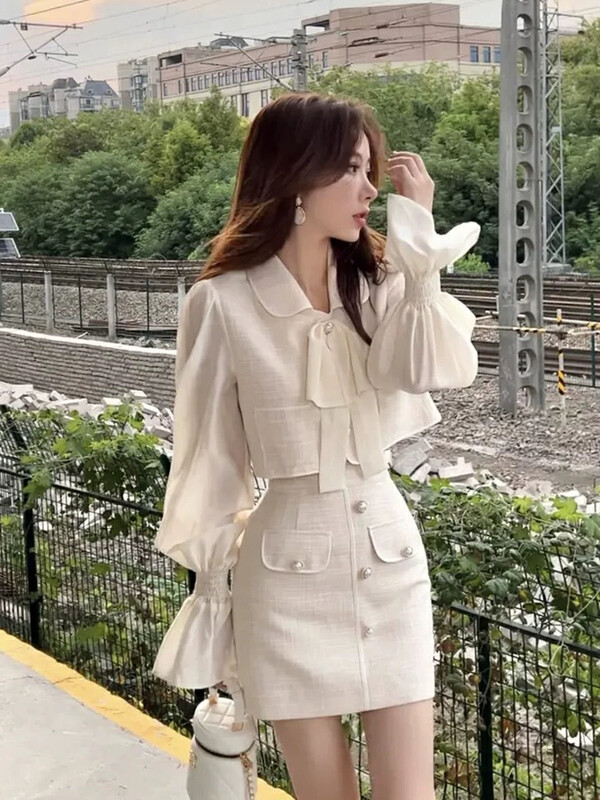 Autumn is new! [L.L STUDIO] Temperament Xiaoxiangfeng fake two-piece short coat + slim high-waist skirt two-piece suit YS1-77892# PCZ