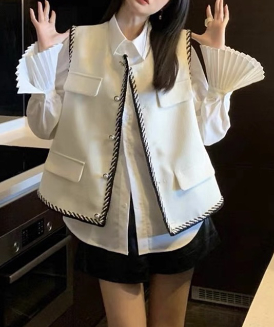 New in autumn! [JH] Net red Xiaoxiang vest + flared sleeve shirt suit 42798# PCZ